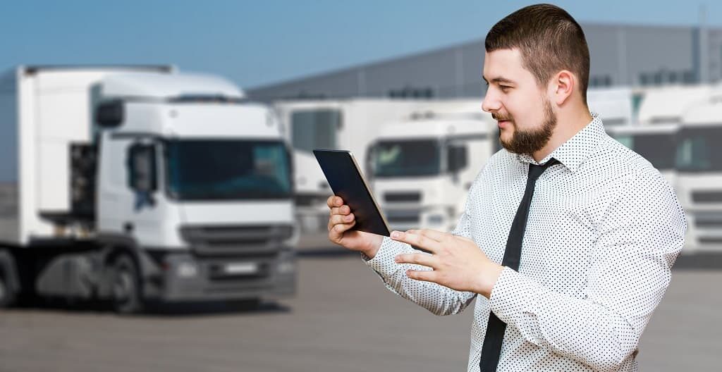 Benefits of Using a Fleet Management App